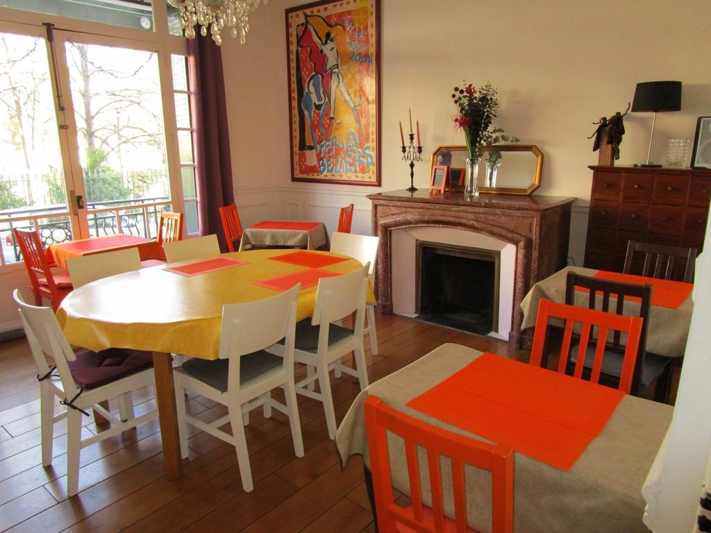 Hotel Des Poetes Avec Parking Sur Reservation Beziers Ngoại thất bức ảnh