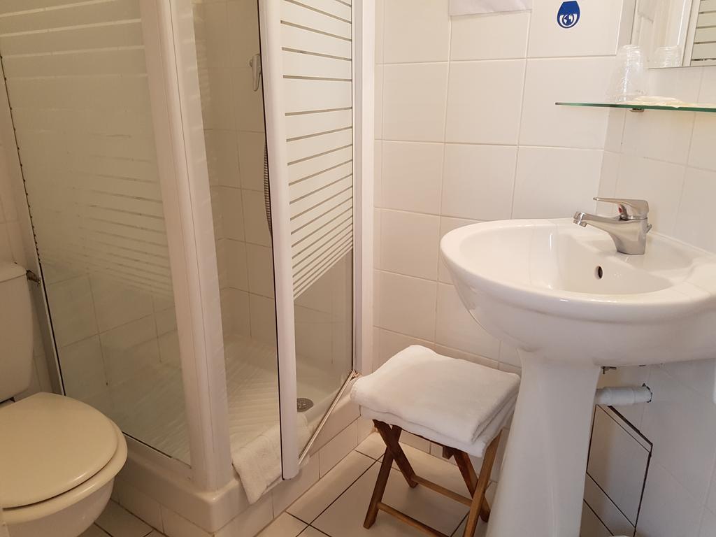 Hotel Des Poetes Avec Parking Sur Reservation Beziers Ngoại thất bức ảnh