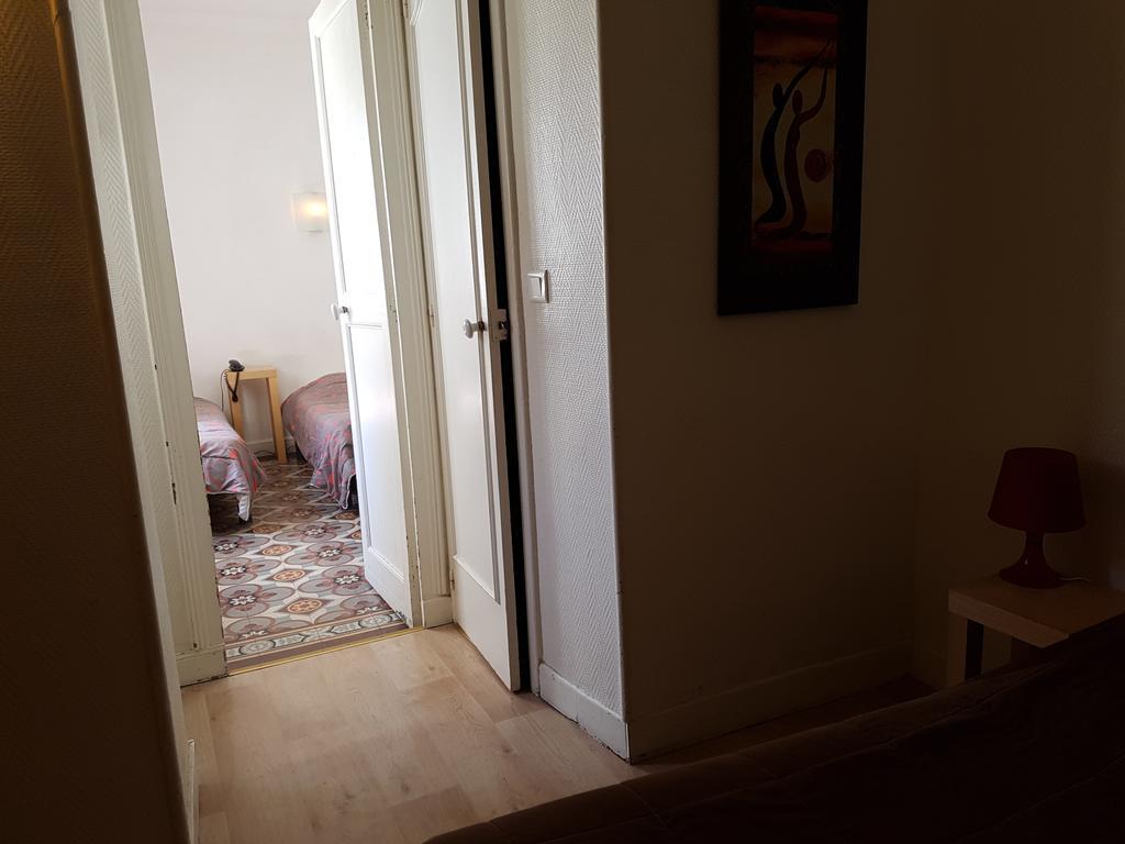 Hotel Des Poetes Avec Parking Sur Reservation Beziers Ngoại thất bức ảnh