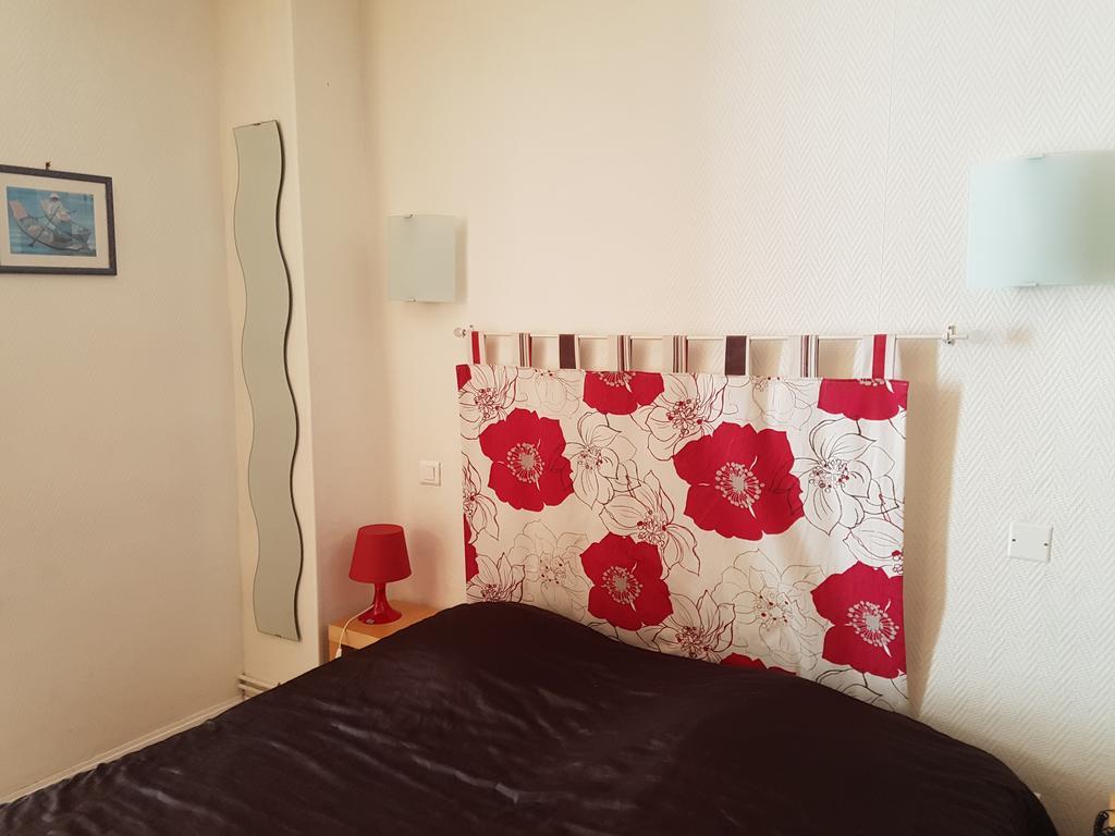 Hotel Des Poetes Avec Parking Sur Reservation Beziers Ngoại thất bức ảnh